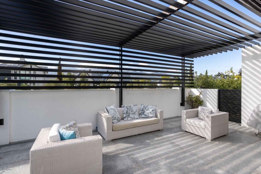 5 Bedroom Property for Sale in Val De Vie Estate Western Cape